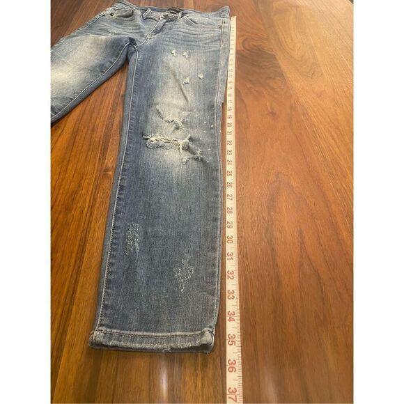 Judy Blue Women's Mid Wash Blue Distressed Ripped Relaxed Skinny Jeans Size 7/28 - Picture 4 of 6